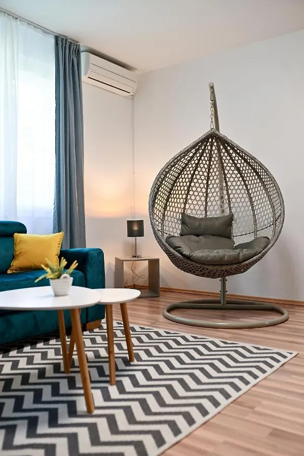 Peaceful Apartment Near Old Town Zadar