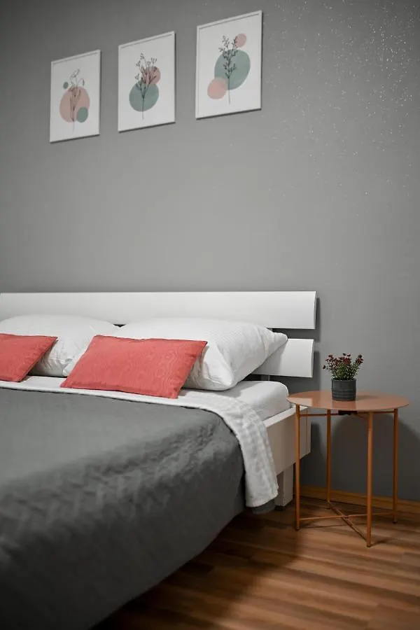 Peaceful Apartment Near Old Town Zadar